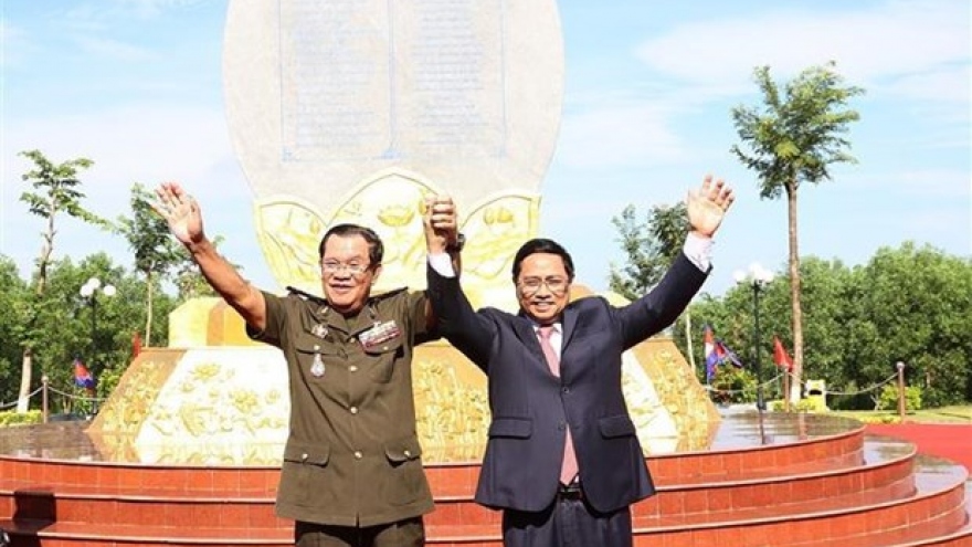 Cambodian PM appreciates Vietnam’s help in overthrowing Pol Pot genocidal regime